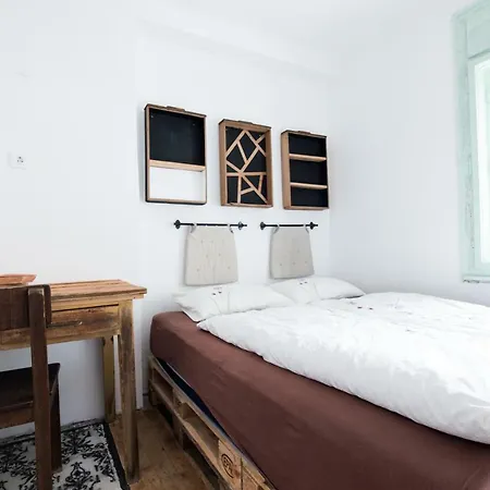 Garden House Hostel