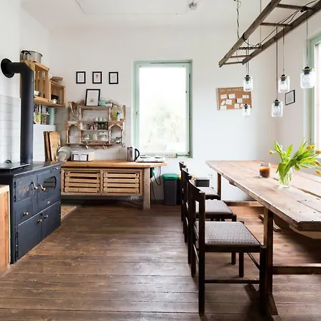 Garden House بليد